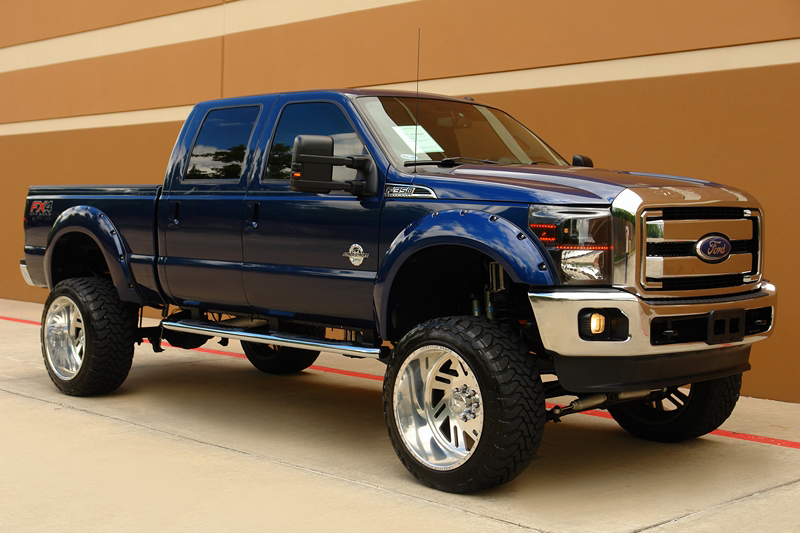 The Ultimate Blue Oval Ford F-250 Lariat Diesel 4×4 – Blue Oval Trucks