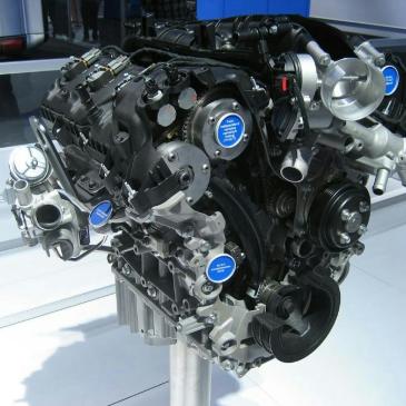 Ford 3.5L EcoBoost Engine - Blue Oval Trucks