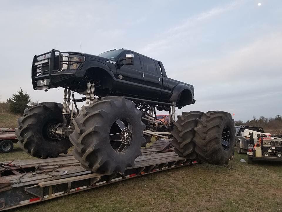 Fordmonsterduallythetruckthatbroketheinternet 110 Blue Oval